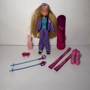 Bratz Doll Winter Dream Cloe Snowboarder Outfit Accessories Purple Blue